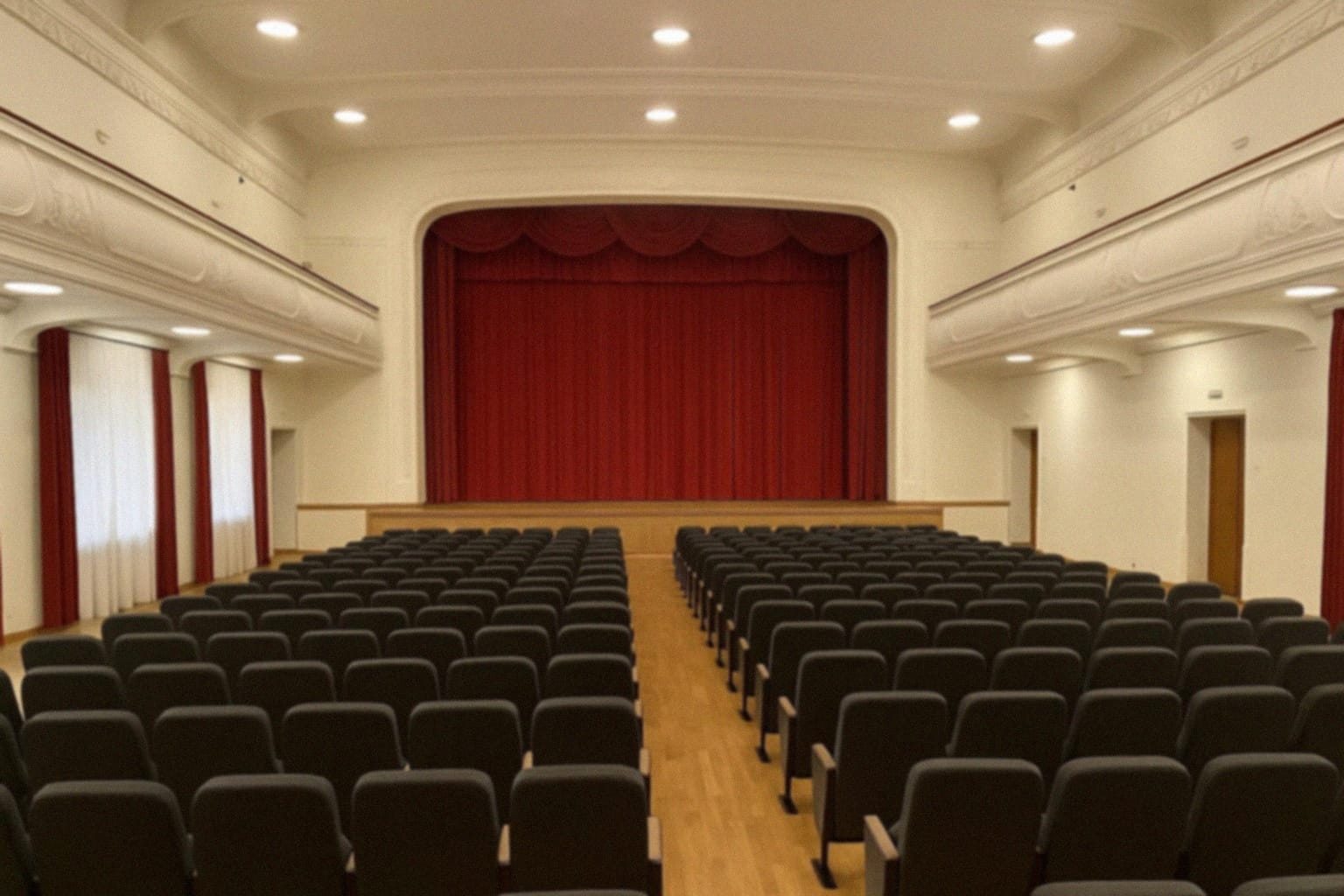 Rozpoczął się Miejski Konkurs Plastyczny „Najładniejsza Kartka Świąteczna” w Płocku